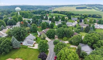 2524 CARRIEDALE Ct, Fitchburg, WI 53711