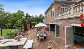 31 Marie Major Dr, Alpine, NJ 07620