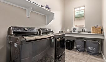 11807 W PARKWAY Ln, Avondale, AZ 85323