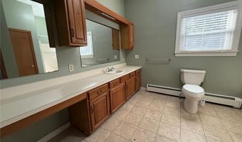 1450 Tarkiln Rd, Burrillville, RI 02830