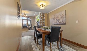 209 River Dr, Bloomfield, IN 47424