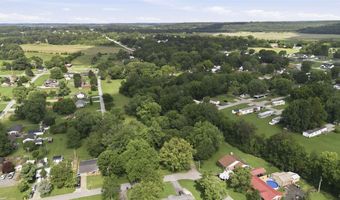168 Circle Dr, Auburn, KY 42206