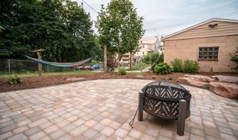 1510 19th Ave, Altoona, PA 16601