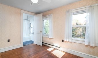 154 Essex Rd, North Kingstown, RI 02852