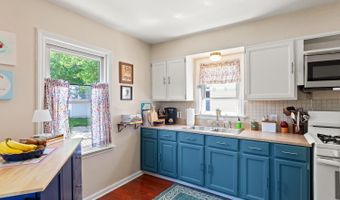 583 Riverside Ave, Adrian, MI 49221