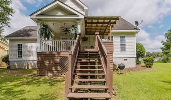 106 Westlake Cir, Americus, GA 31709