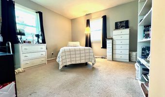 2858 Hillside Dr, Bedford, IN 47421