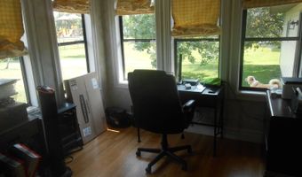 310 W Pine St, Abbotsford, WI 54405
