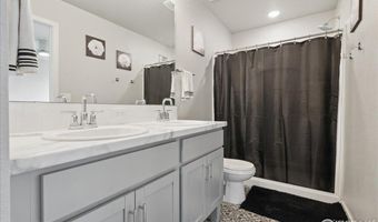 608 Apex Trl, Ault, CO 80610