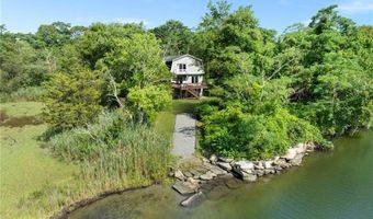 133 Bridgetown Rd, Narragansett, RI 02882