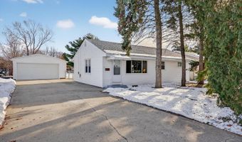 871 S Chatham Ave, Addison, IL 60101