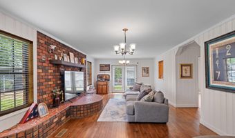 924 E Madison Ave, Athens, TN 37303