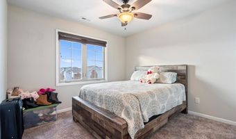 1615 NE Vicksburg Dr, Ankeny, IA 50021