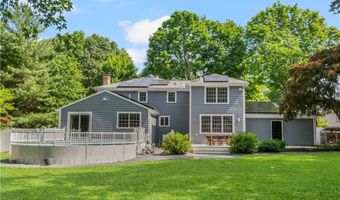 27 Christine Dr, Barrington, RI 02806