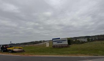 727 Airport Rd, Baldwin, GA 30511