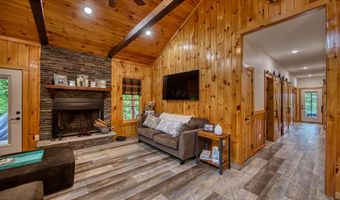 305 Griffin Ln, Allardt, TN 38504