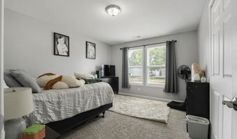1704 Dallas St, Auburn, IN 46706
