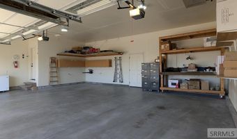 6315 E Chartwell Gdns, Ammon, ID 83406