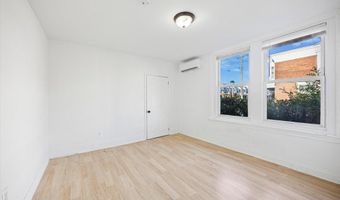 5759 PINE St 1, Philadelphia, PA 19143
