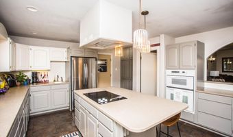 812 1st St, Abernathy, TX 79311