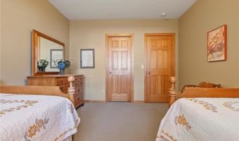 1811 Wildflower Ln NE, Alexandria, MN 56308