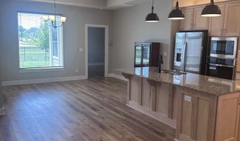 135 S Heritage Way, Andover, KS 67002