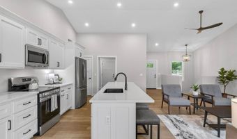 4510 Ridgeview Ln, Wisconsin Rapids, WI 54494