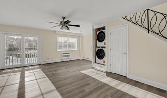 113 Park Ave 18, Danbury, CT 06810