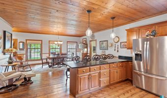301 Lee Dr, Alcester, SD 57001