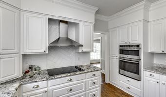 85 Eastgate Dr, Brandon, MS 39042