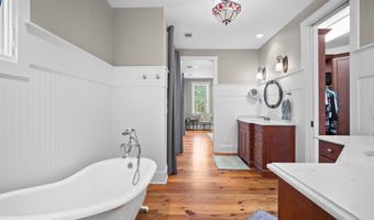 106 Coosaw Club Dr, Beaufort, SC 29907