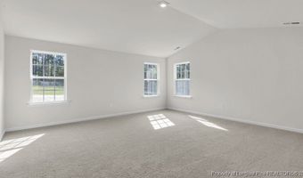 1052 Misty Creek Dr, Aberdeen, NC 28315