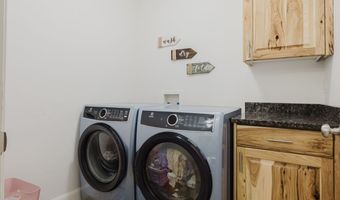 3706 Valley Ridge Ave, Elko, NV 89801