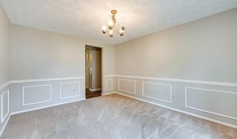 3381 MONARCH Ln, Annandale, VA 22003