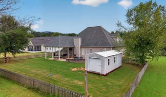 98 ROLLING GREEN Dr, Anniston, AL 36207