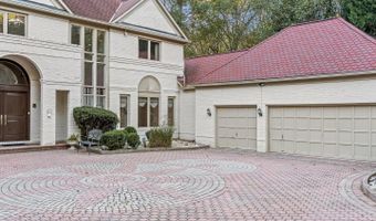 1 LAKE POTOMAC Ct, Potomac, MD 20854