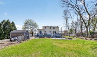 216 Hartford Ave, Bellingham, MA 02019