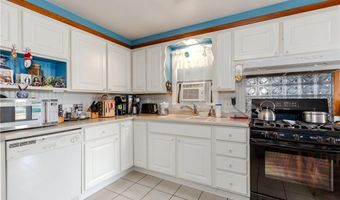 218 S Hull St, East Providence, RI 02914