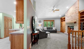 N9432 LOGAN Lane, Appleton, WI 54915