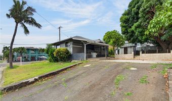 1037 Kina St, Kailua, HI 96734