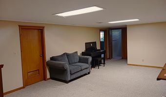 930 WASHINGTON St, Wisconsin Rapids, WI 54494