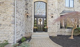 25 CARSDALE Dr, Belle Mead, NJ 08502