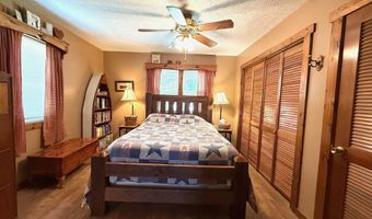 2759 Western Ave, Bedford, IN 47421
