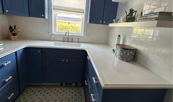 7 Verndale Cir, Bristol, RI 02809