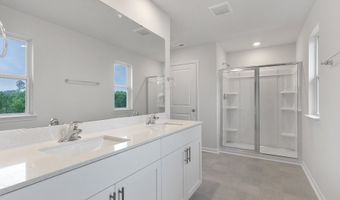 1050 QUEENSLAND Ln, Ayden, NC 28513