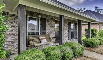 128 W Pinebrook Dr, Brandon, MS 39047