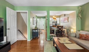 2544- D S ARLINGTON MILL Dr, Arlington, VA 22206
