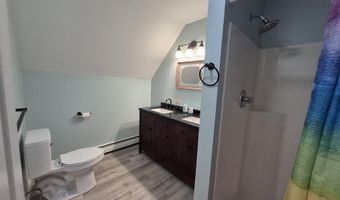 172 5th St, Bangor, ME 04401