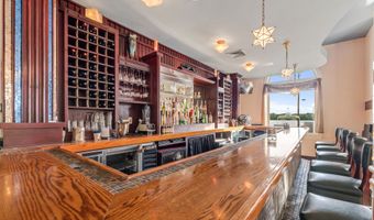215 N Main St, Alma, WI 54610