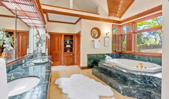 568 Sunset Dr, Angwin, CA 94508